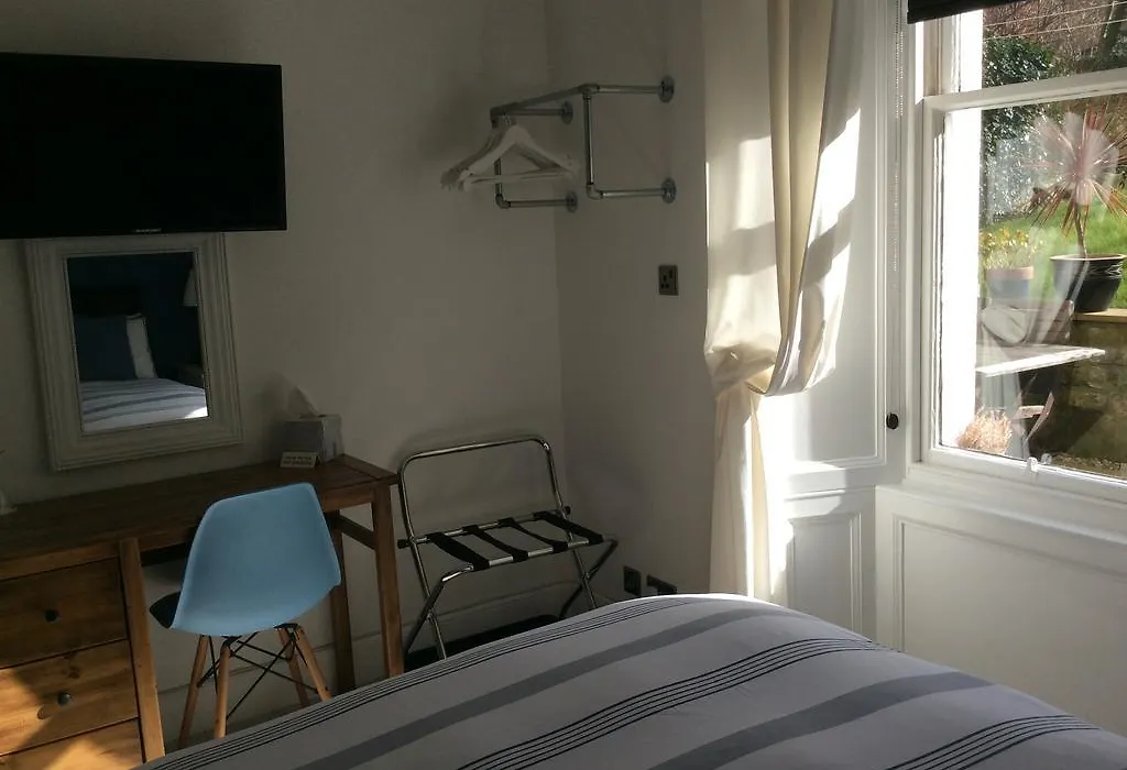Ramsay'S Bed & Breakfast-1